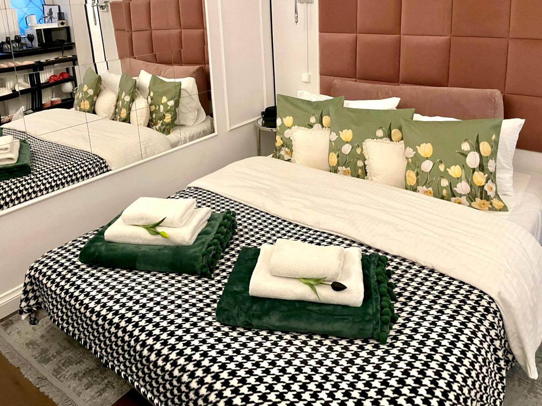 Premium Apart Varsovia Alice 2 ภายนอก รูปภาพ